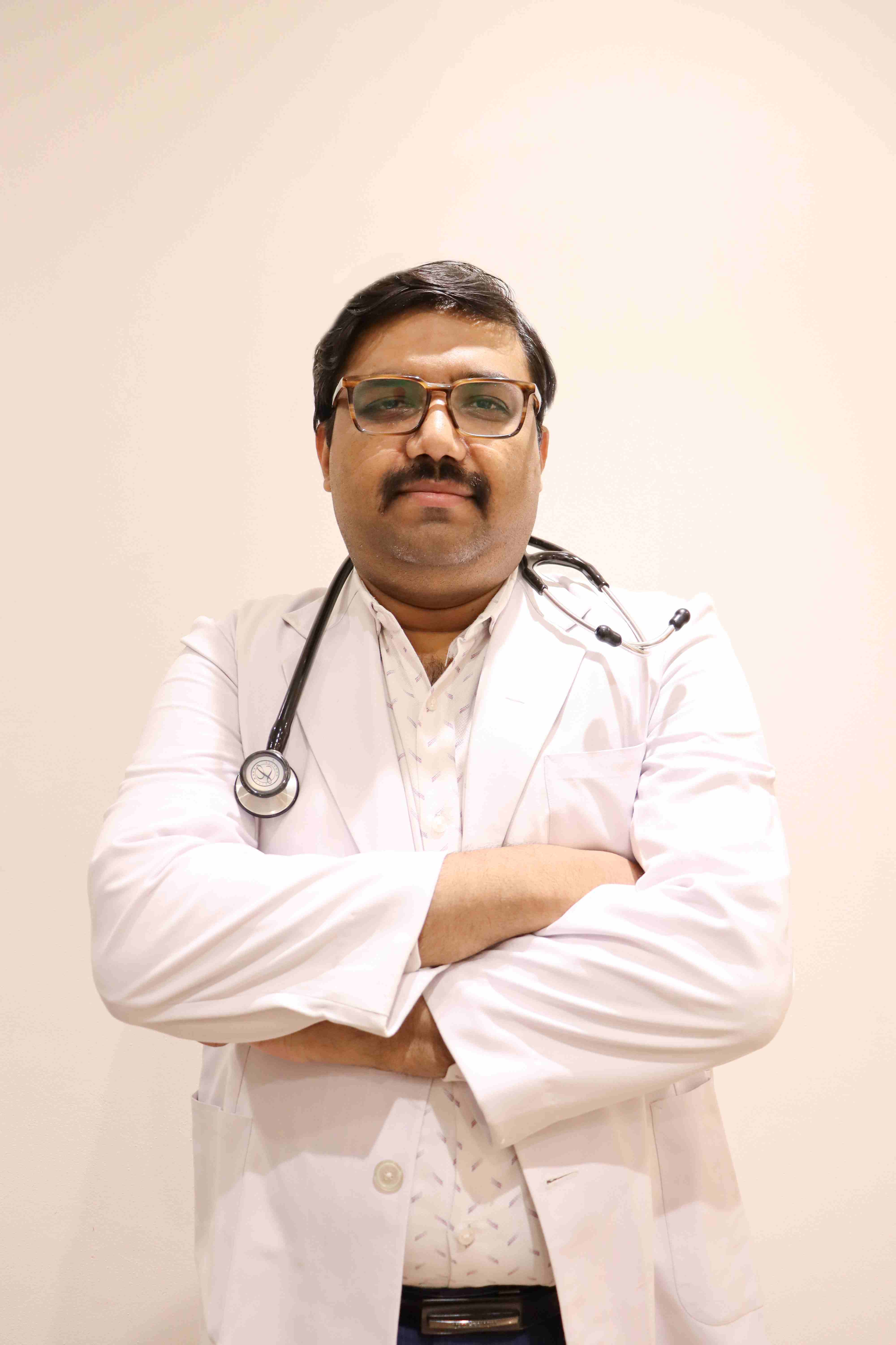 Dr. Anand Vardhan - Consultant Pulmonologist