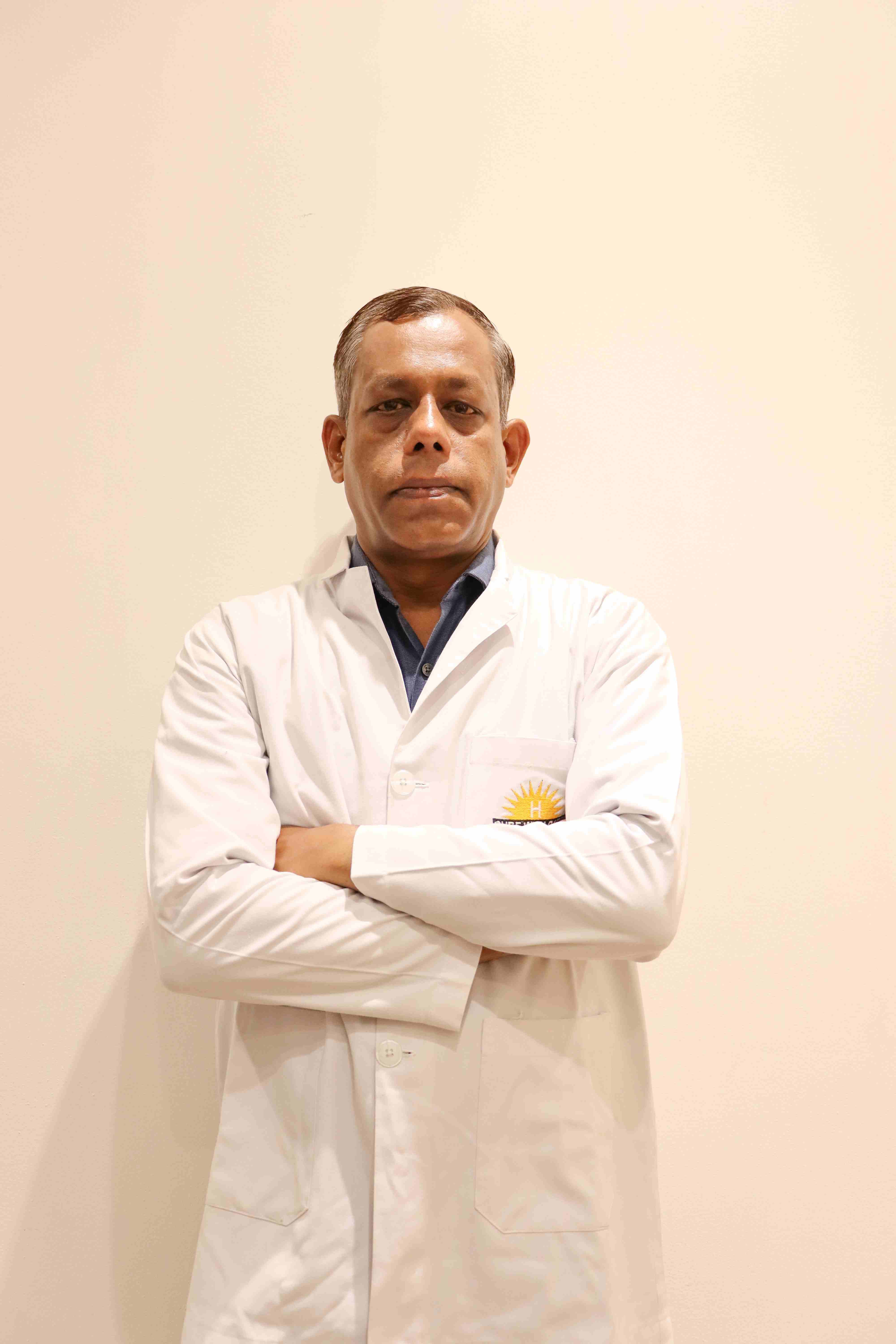 Dr. Manoj Mehra - Consultant Orthopaedics Surgeon