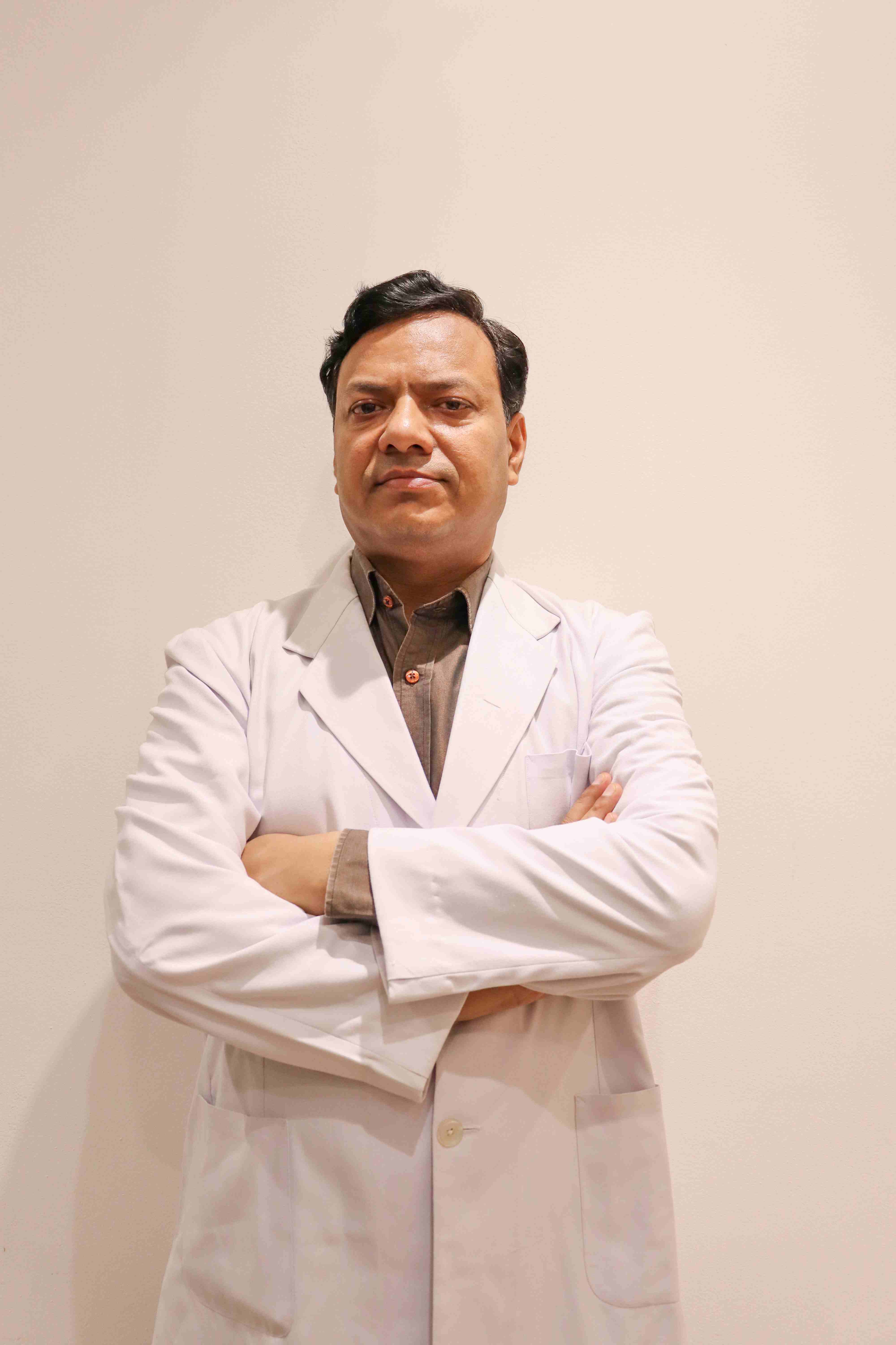 Dr. Vikas Kumar Aggarwal - Consultant Orthopaedics & Joint Replacement Surgeon